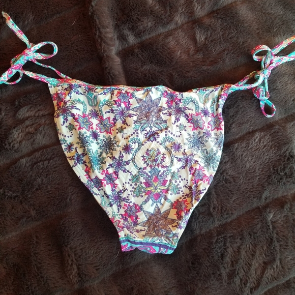 Next Patterned Bikini - Picture 6 of 7